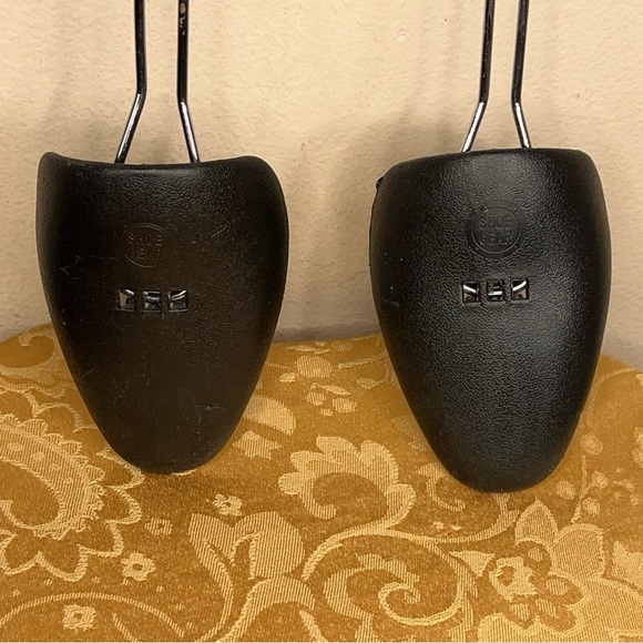 MENS BLACK SHOE STRETCHERS PLASTIC RETRO SHOE GEAR - Picture 6 of 6